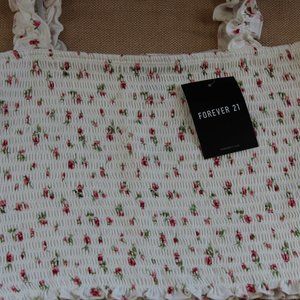 FOREVER 21 White Floral Crop Top Size Small